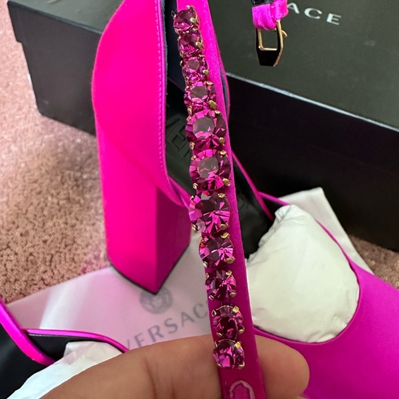 Versace Sandals Sz 8 Pink. Authentic Aevitas Medusa Crystal Ankle-Strap Platform - Picture 6 of 17
